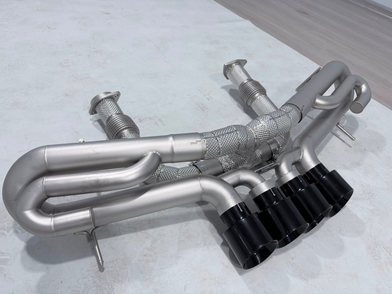 Competition Carbon C8 Z06/ZR1 Straight Exhaust