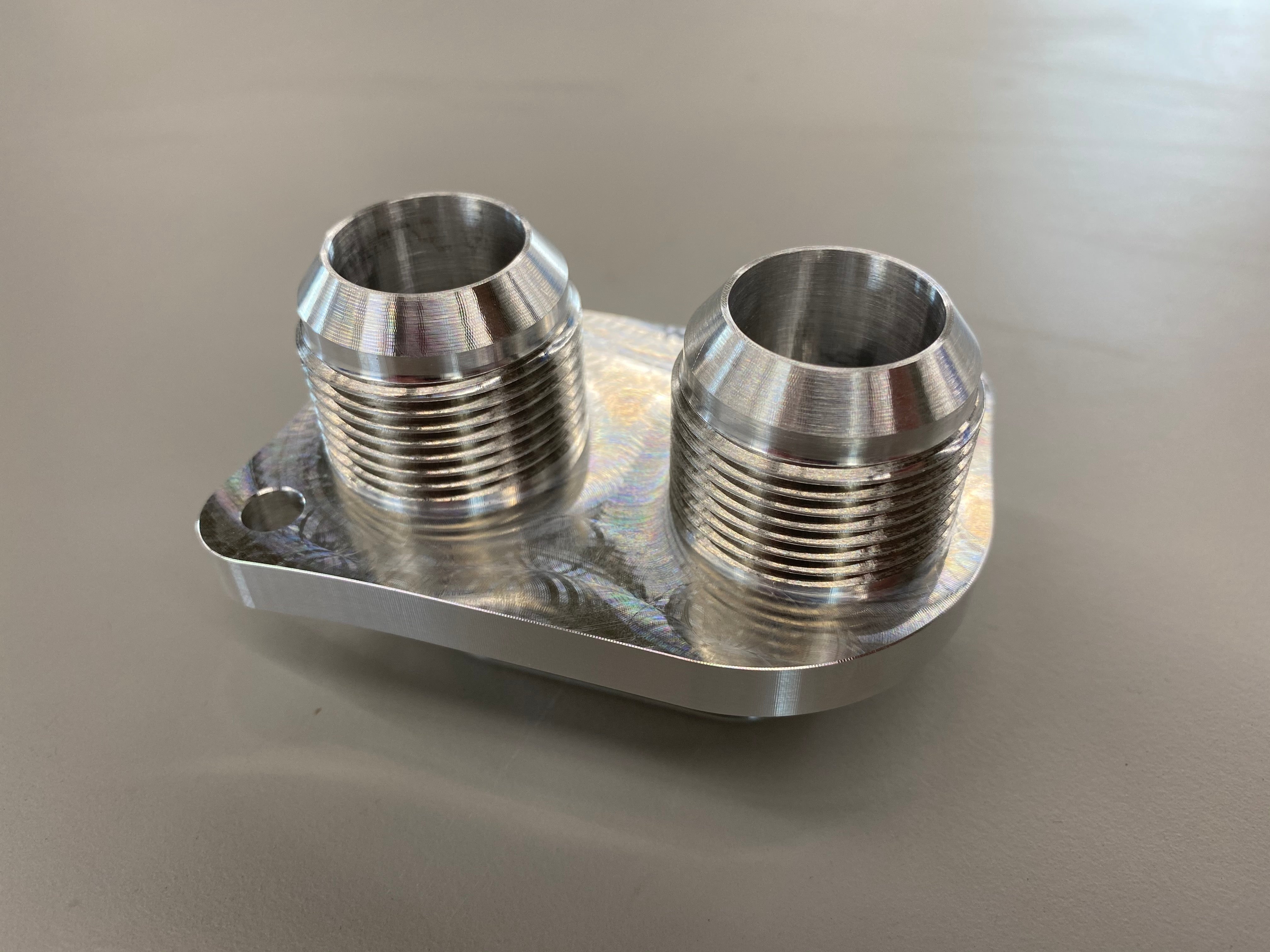 LSA CTS-V Lid Billet 16AN Water Manifold